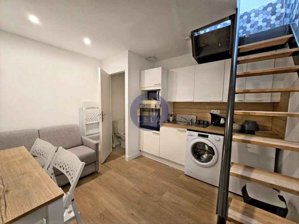 STUDIO NEUF MEUBLÉ – AIX-EN-PROVENCE PLEIN CENTRE