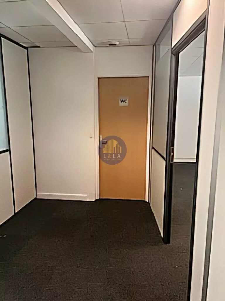 À LOUER BUREAUX AVEC PARKING CENTRE VILLE D&rsquo;AIX-EN-PROVENCE