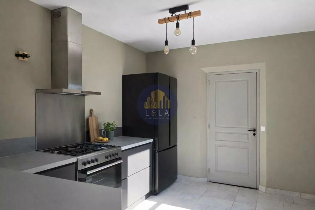 A LOUER – CÉLONY – MAISON FAMILIALE AVEC PISCINE