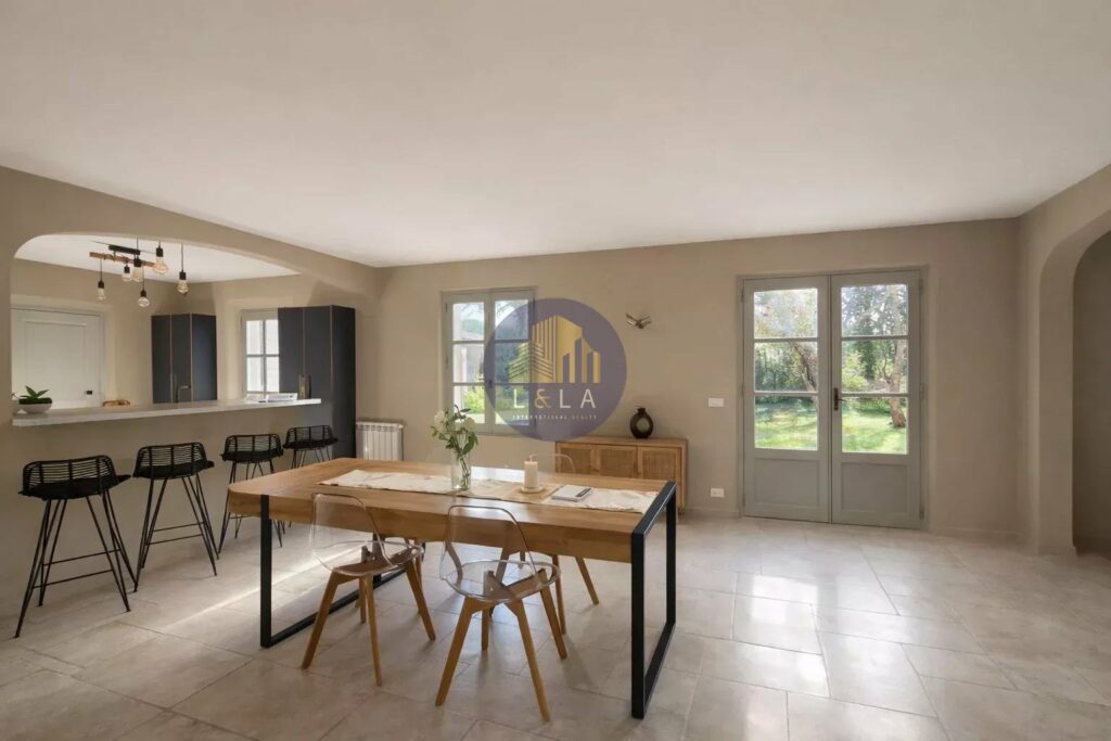 A LOUER – CÉLONY – MAISON FAMILIALE AVEC PISCINE